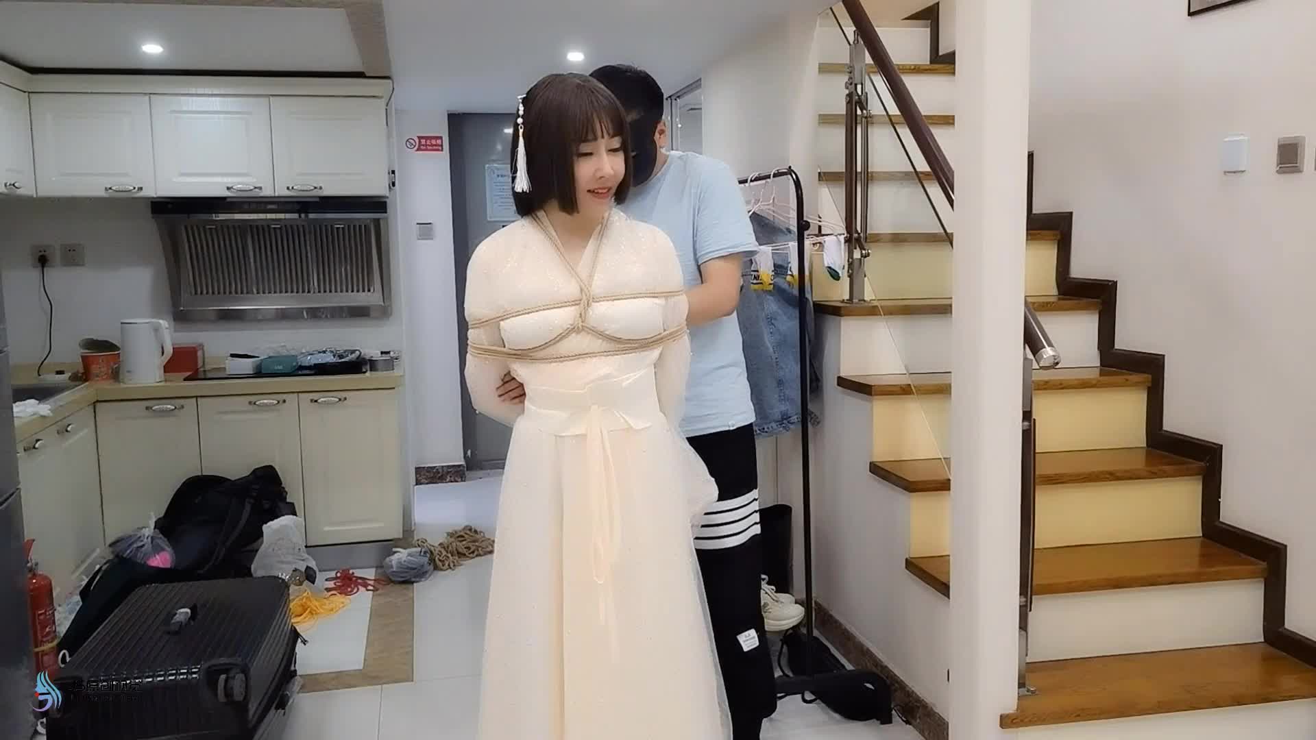 【JS原创】艾菲古装