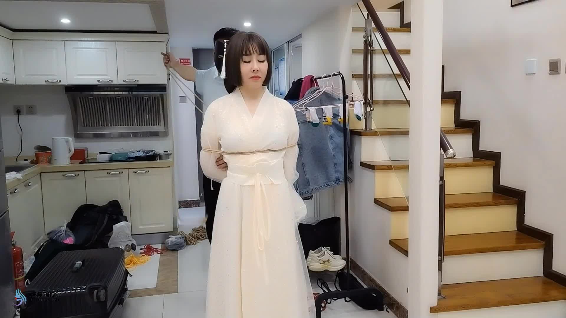 【JS原创】艾菲古装