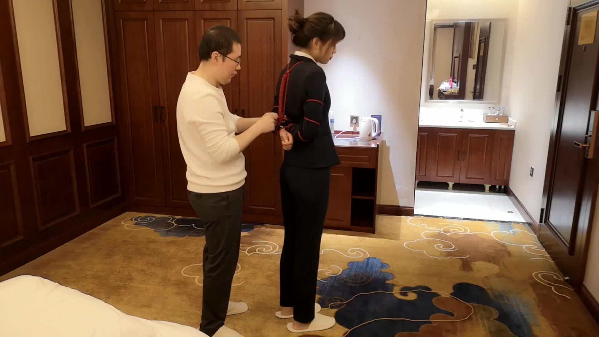 【束缘阁】 雨仟 西装OL捆绑