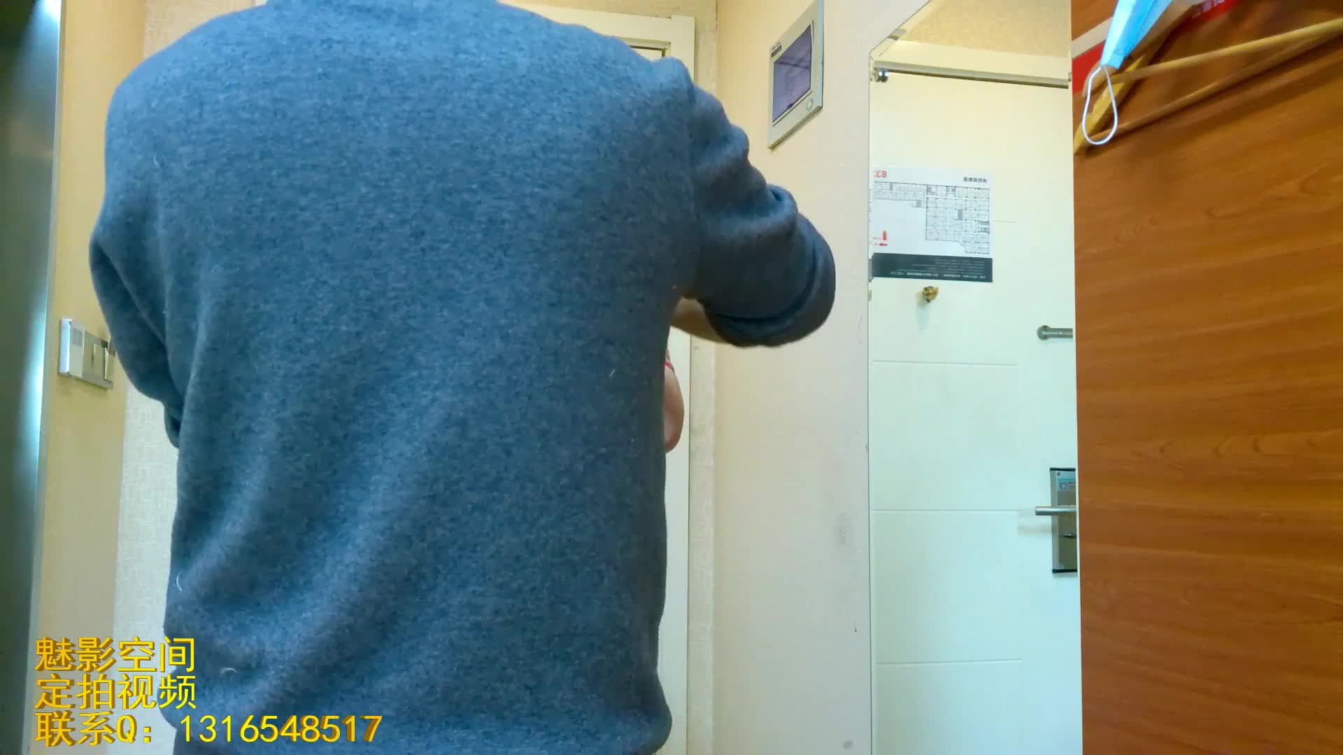 【魅影空间】 贴身性感旗袍，展现完美身材，紧团，鞭打，呻吟