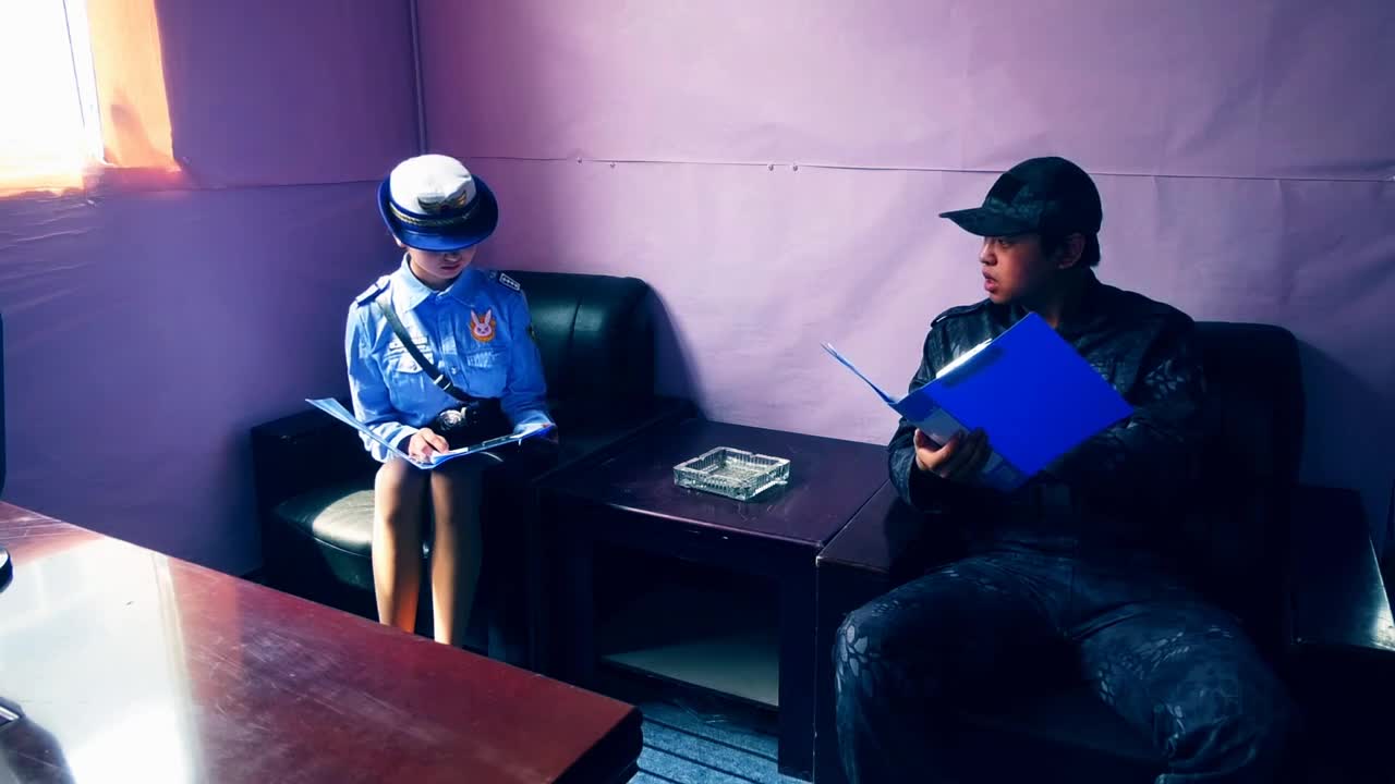 【胜景影视】 特殊的摄影（上集）张小艾明者是摄影模特被诱捕抓获