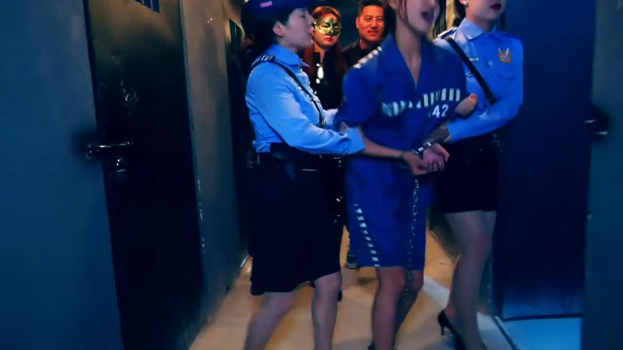 【胜景影视】 落难神奇女（中集）这些执法人都是托尼安&hellip;就是诱捕她和猫女