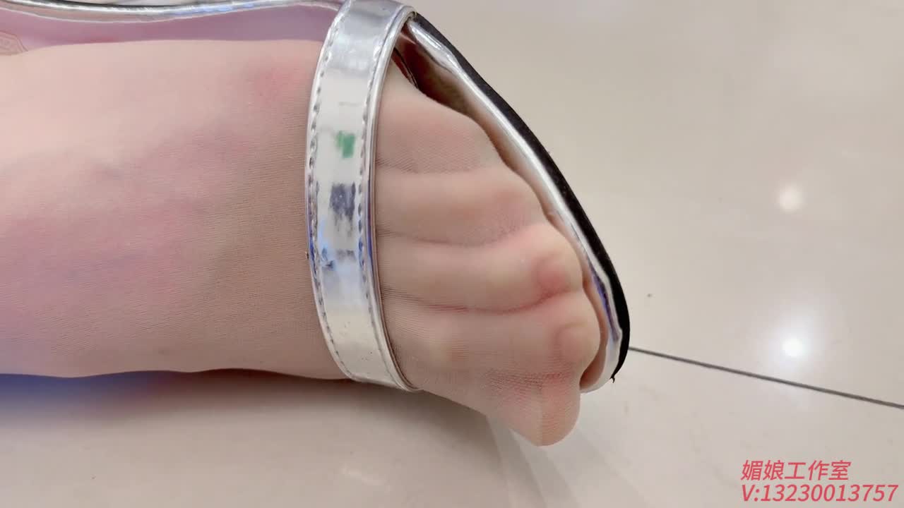 【媚娘原创】 长腿美足绝望捆绑