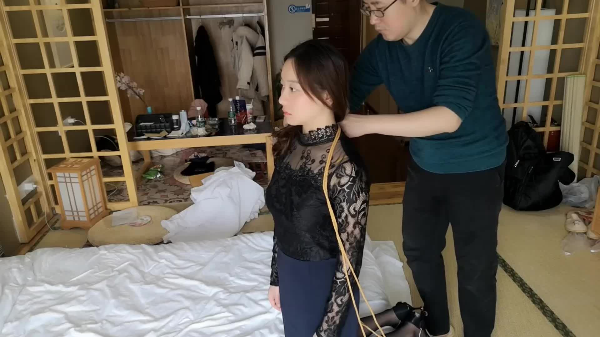 【随心原创】 小宝 黑丝OL装 喂食水果 挣扎 呻吟