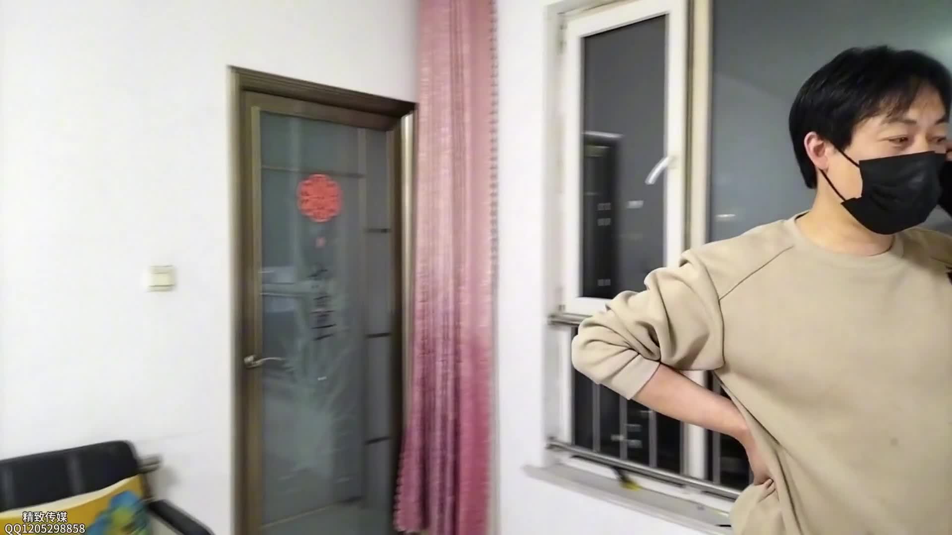 【精致原创】 校服学生蝴蝶的劫难