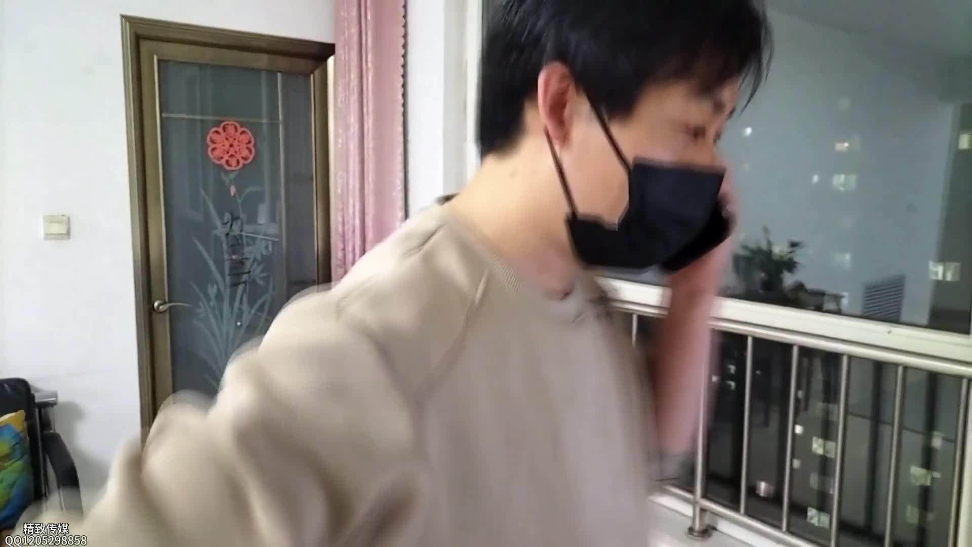 【精致原创】 校服学生蝴蝶的劫难