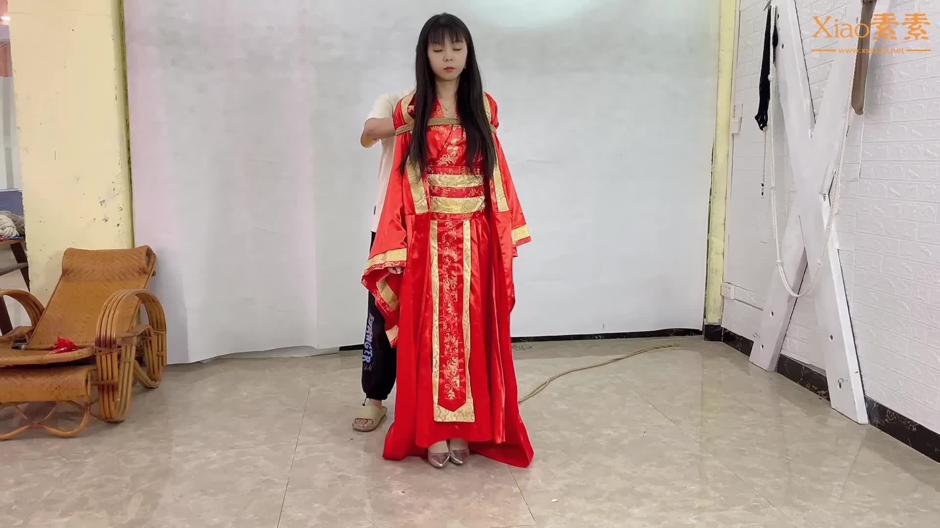 【xiao素素】 最美红色礼服新娘- 堵嘴