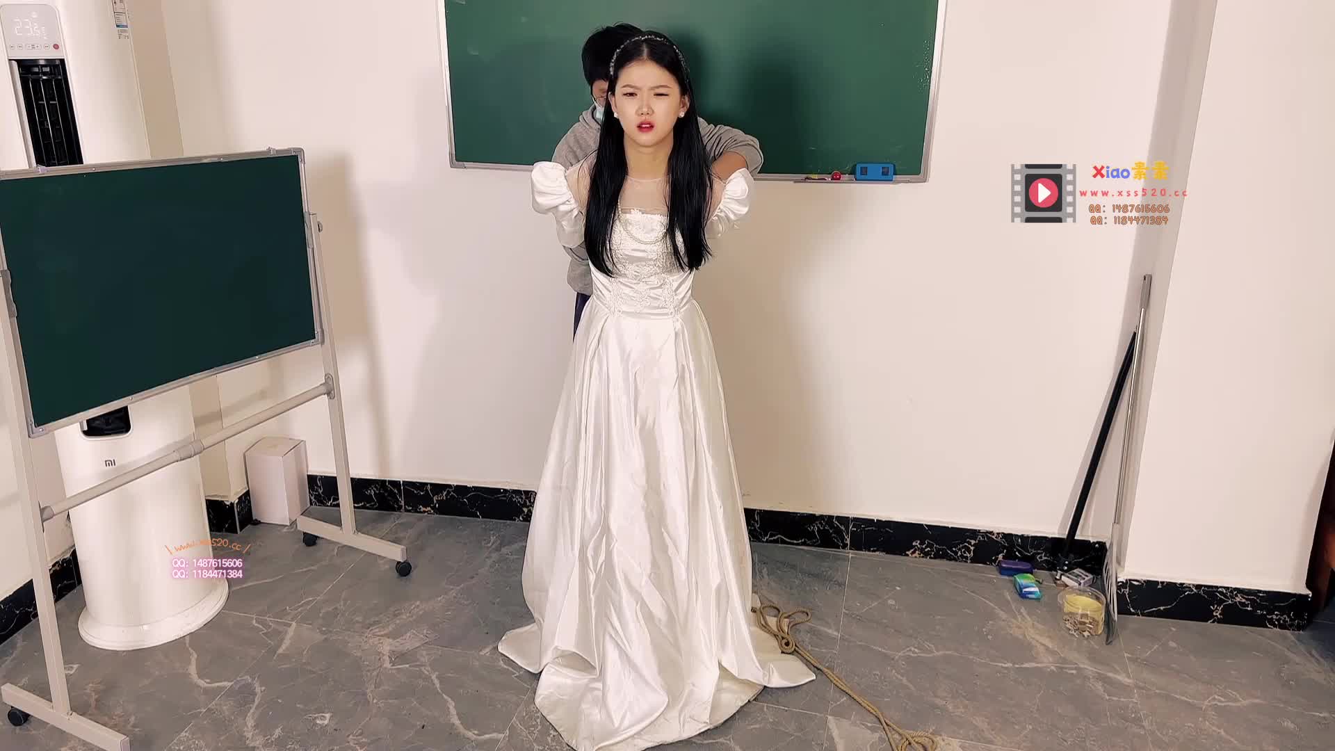 【xiao素素】 风暖华堂拥玉人-小美女婚纱唯美