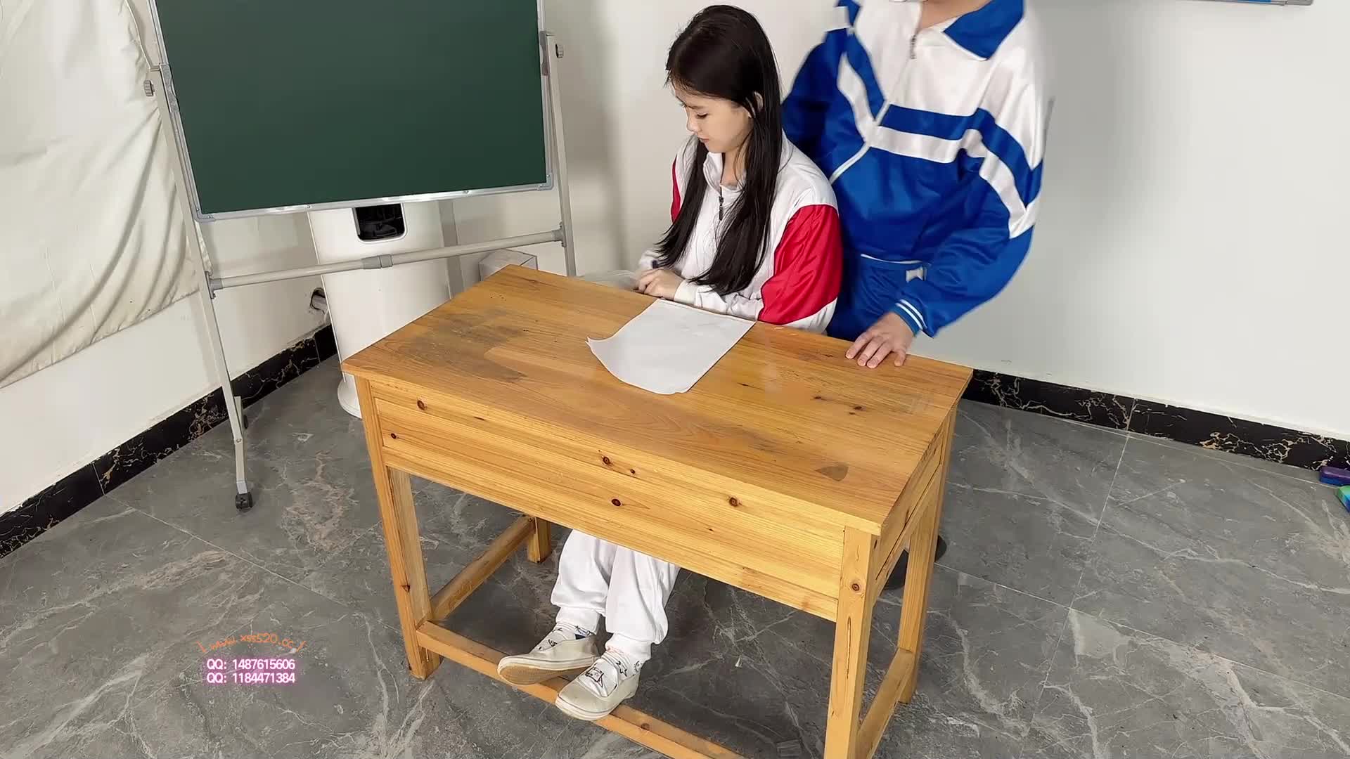 【xiao素素】 大学生情侣被惩罚