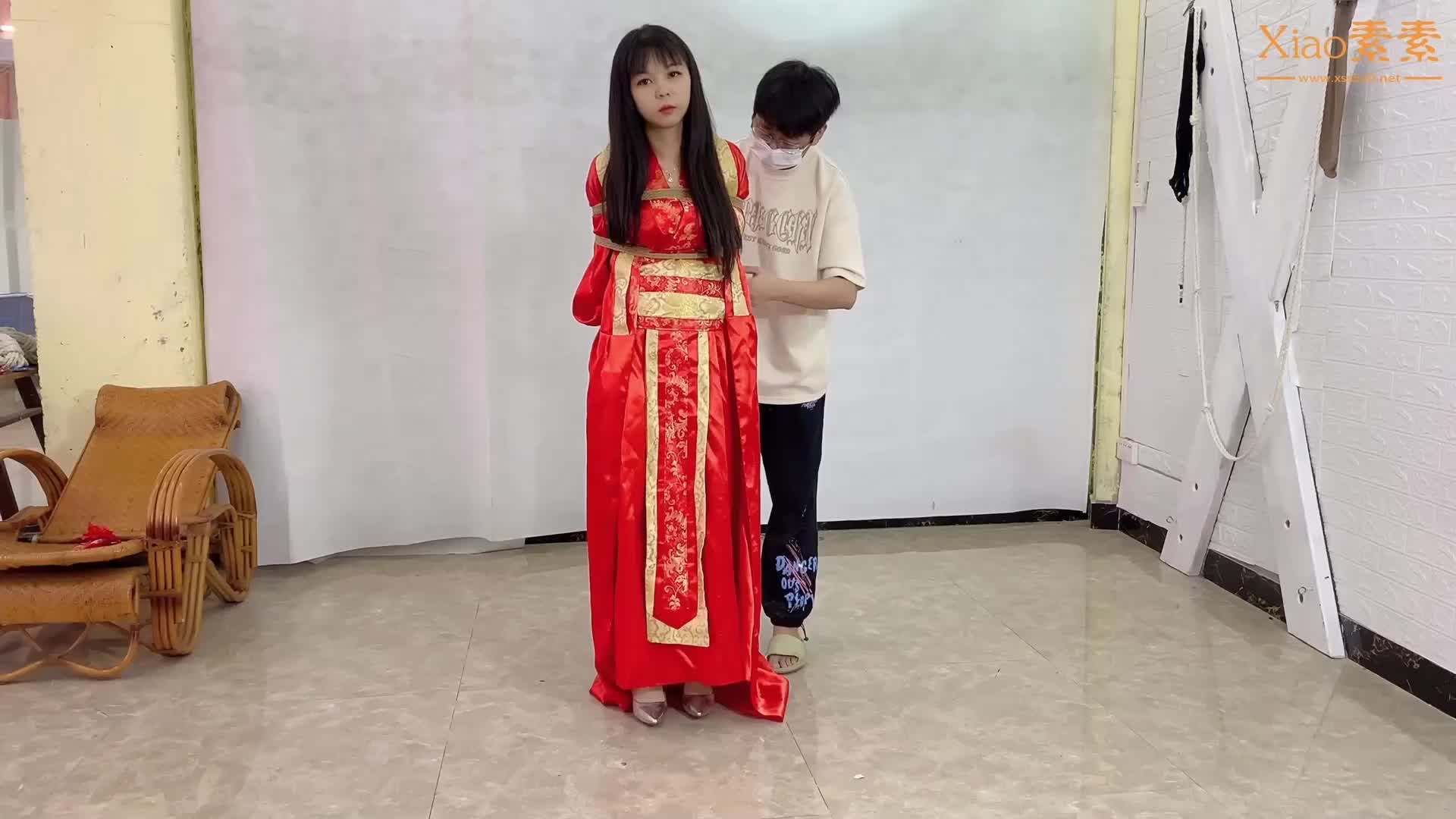 【xiao素素】 最美红色礼服新娘- 堵嘴