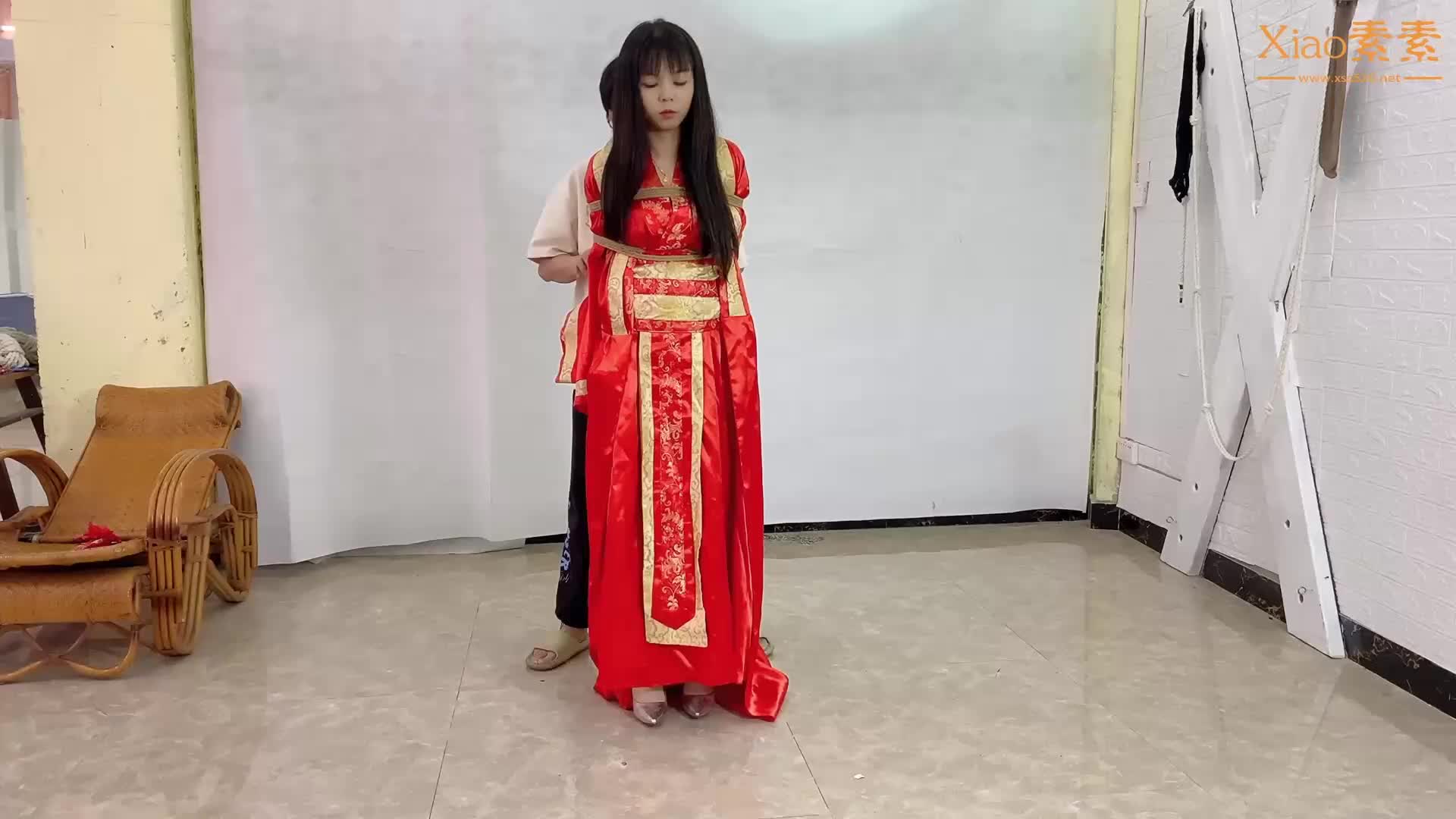 【xiao素素】 最美红色礼服新娘- 堵嘴