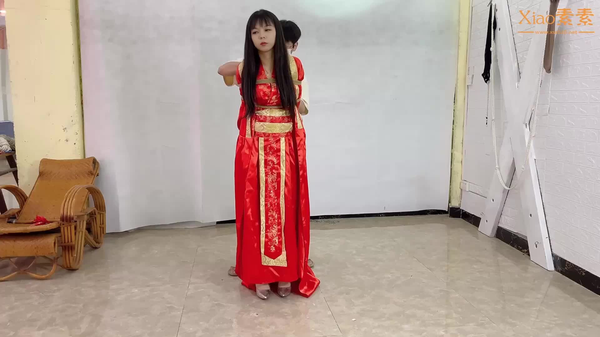 【xiao素素】 最美红色礼服新娘- 堵嘴