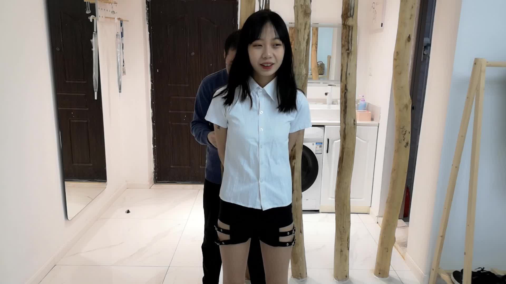 【束缘阁】 酷酷的小柒 五花大绑 驷马挣扎