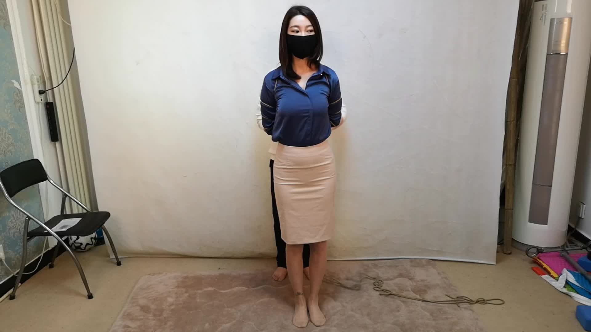 【束缘阁】 丰满的吴宇 蓝衬衣五花团缚