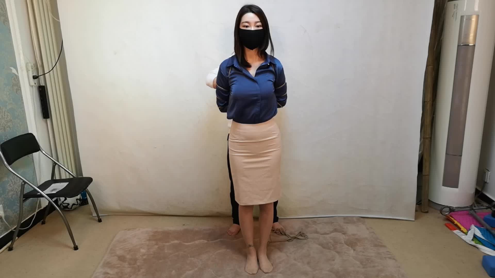 【束缘阁】 丰满的吴宇 蓝衬衣五花团缚