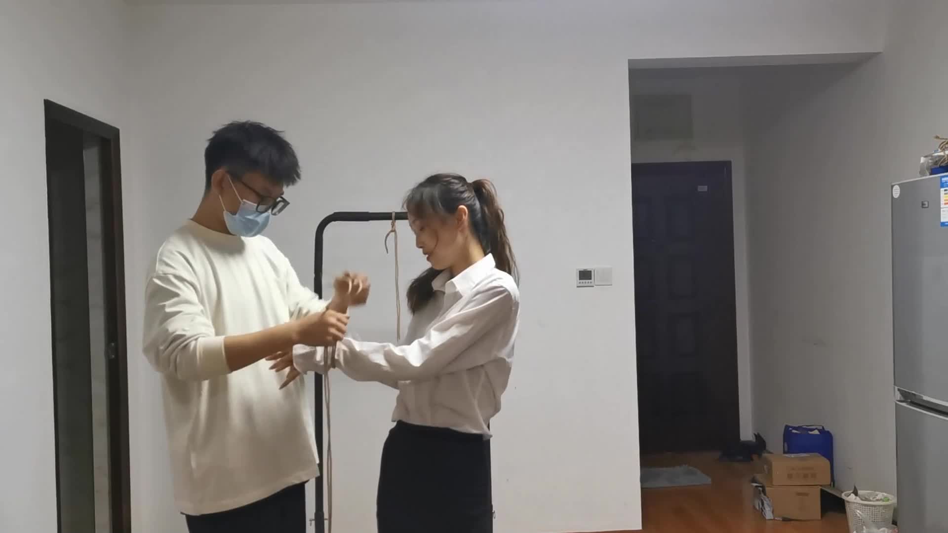 【奥特曼】 定拍甜妹雨琪紧缚实验