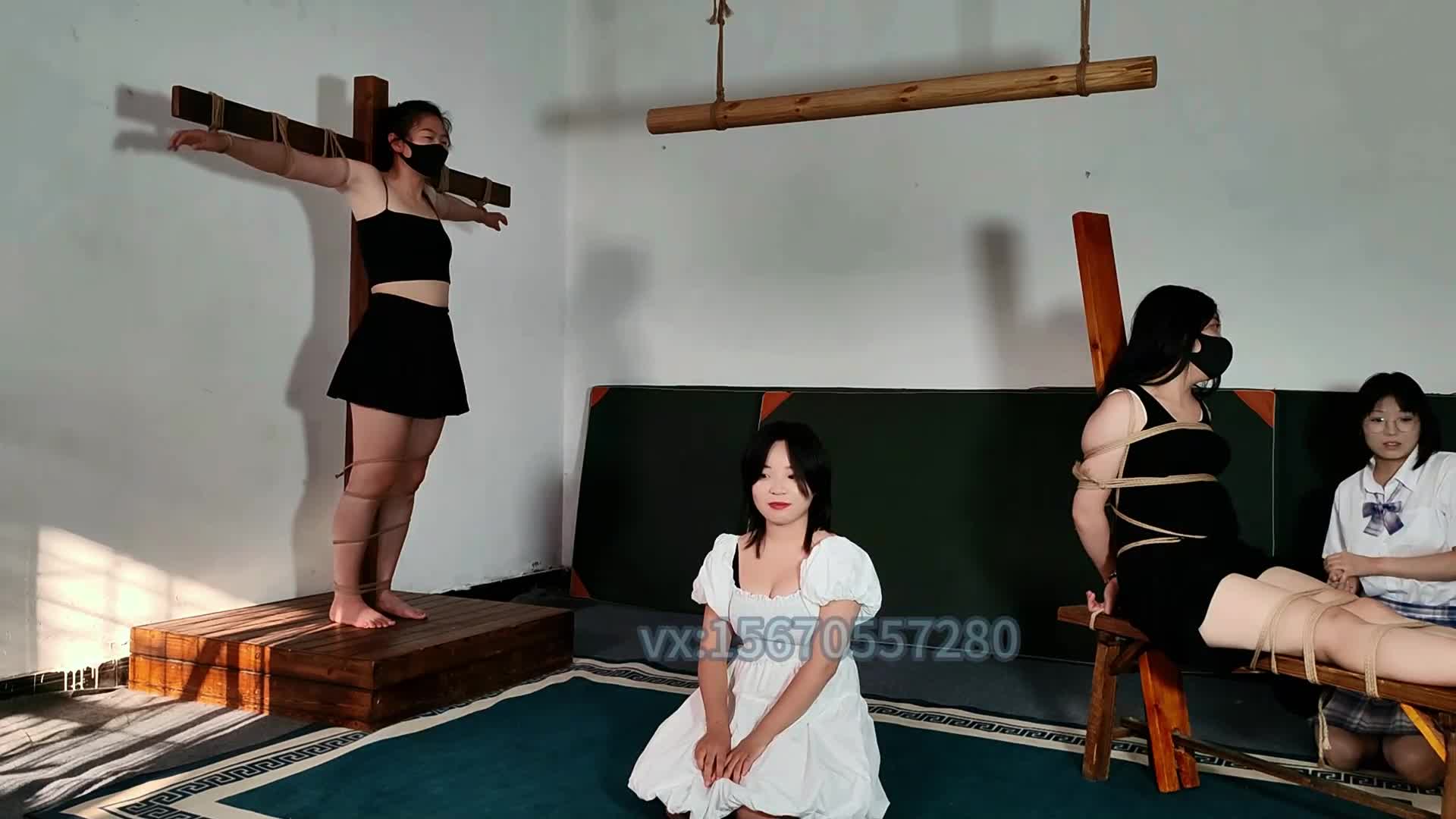 【山鬼原创】 五个妹子被捆起来玩弄