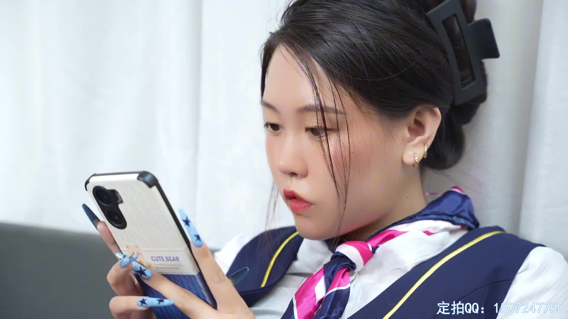 【哈莉奎因】 新人维维空乘的冥想