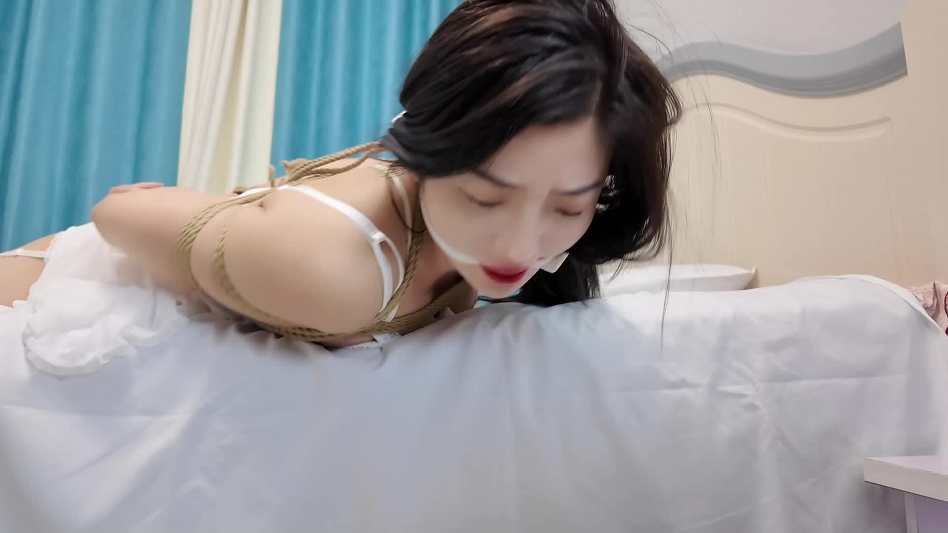 【李大侠原创】 定拍佳佳-入室绑架