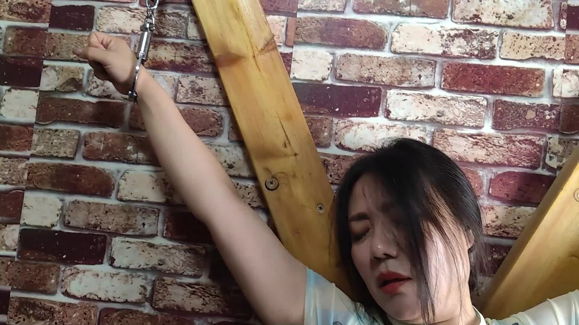 【随心原创】 李然旗袍女烈鞭打拷问