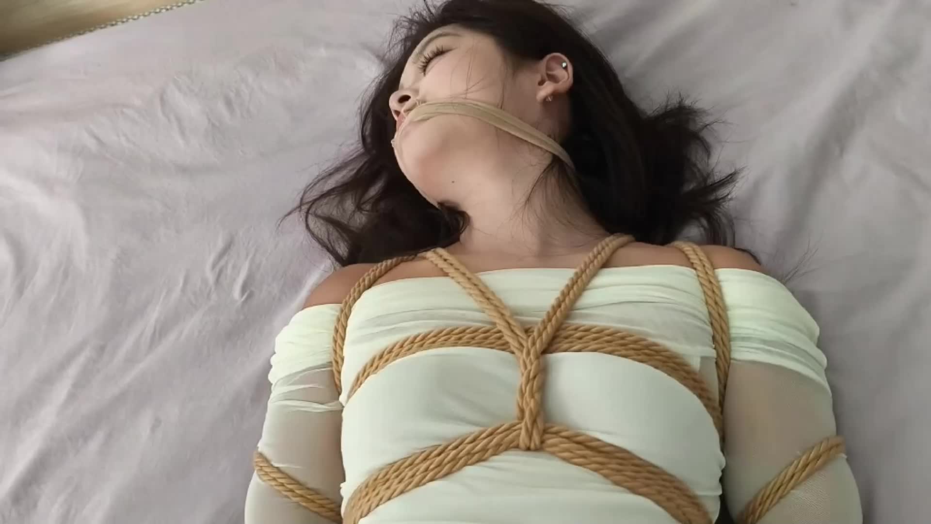 【禾一原创】 别给陌生人开门 上