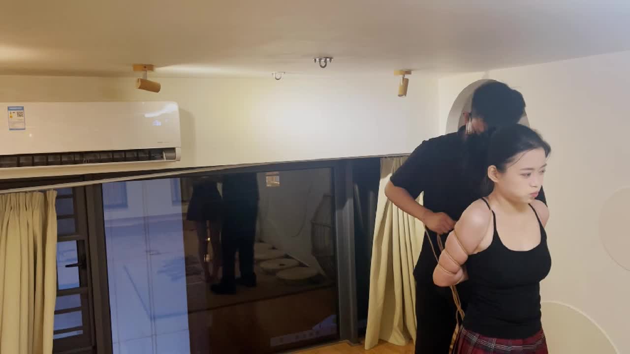 【奥特曼】 极限紧缚 五花踮脚吊缚