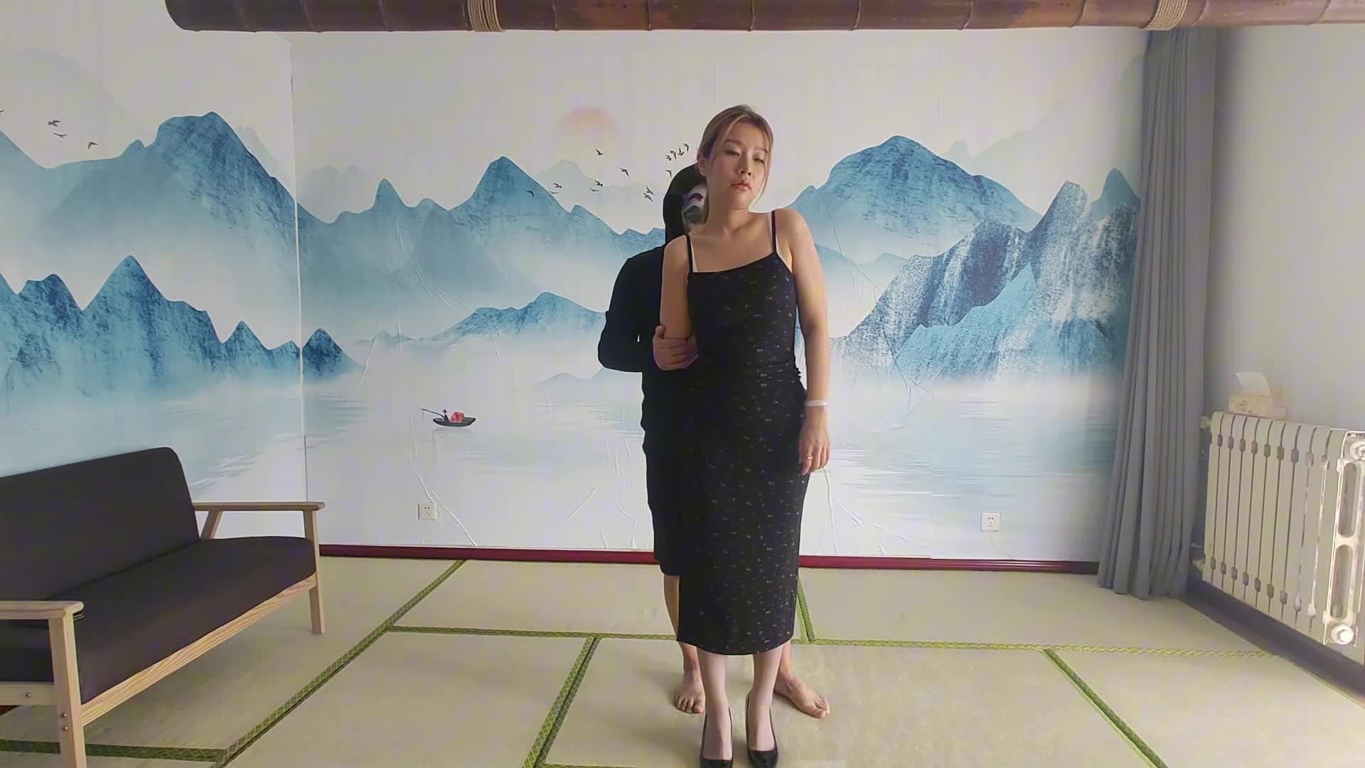 【秦韵绳屋】 文文的驷马挣扎 初来乍到